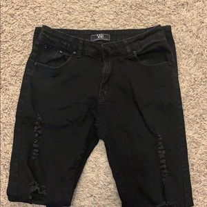 Men’s Young & Reckless skinny jeans. Size 30.